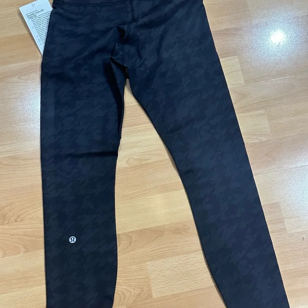 Brand New Lululemon Wunder Train Leggings - Picture 8 of 14